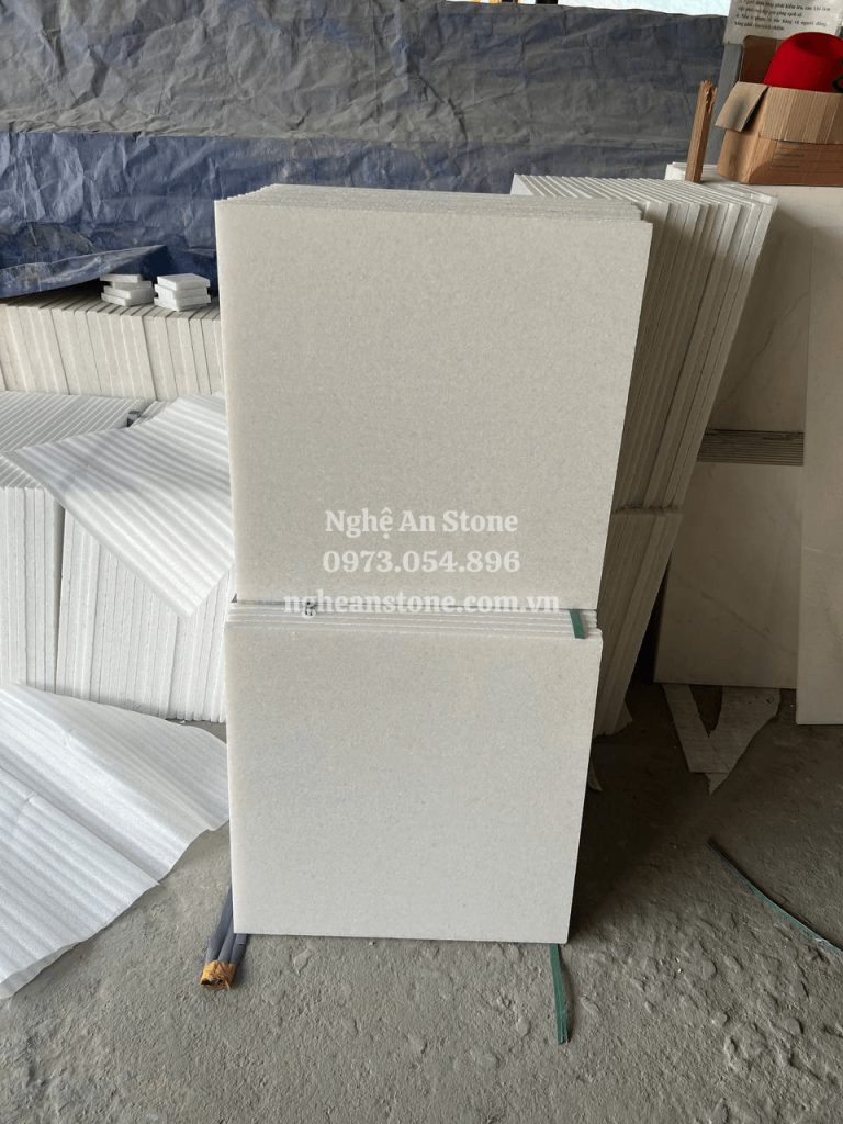 Đá trắng muối mài bóng