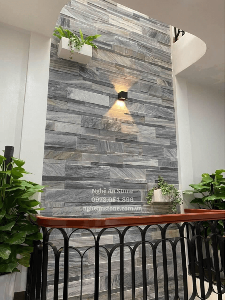 Đá sọc dưa ốp giếng trời